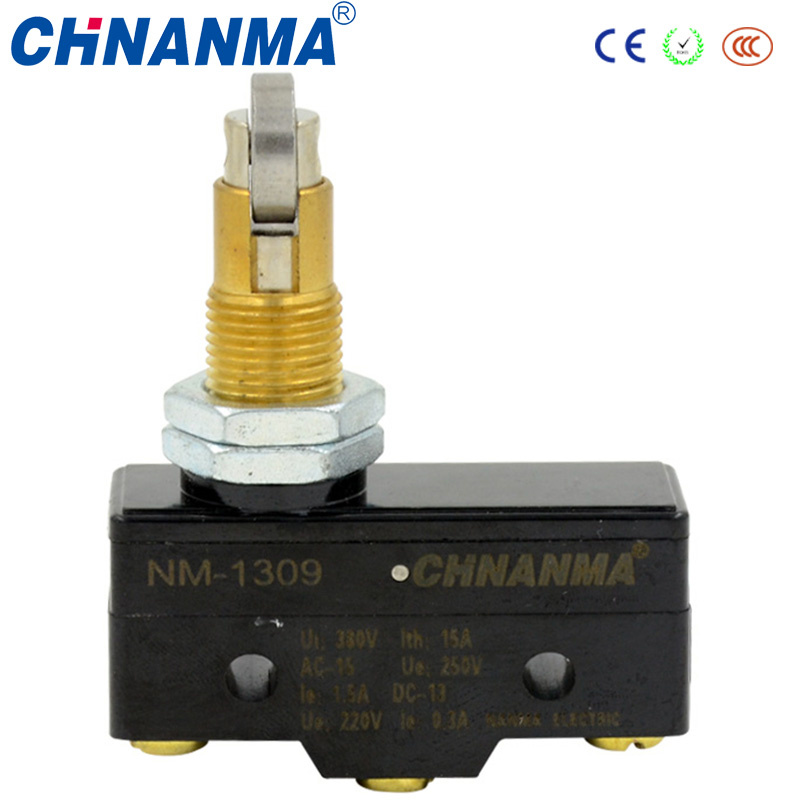 15A 250VAC Z15-Gq21-B Panel Mount Cross Roller Plunger Micro Switch