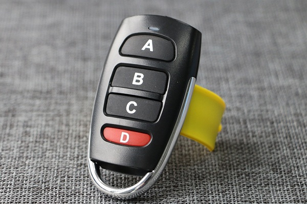 Wireless Remote Control with Learning Code EV1527