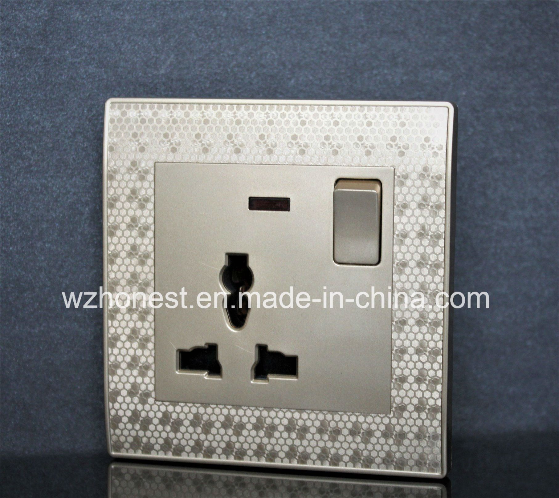 BS Certificate Coc Approved 13A electric Socket
