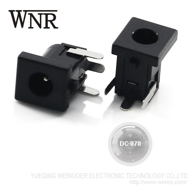 Environmental 3 Pin Female DC Power Jack DC-070