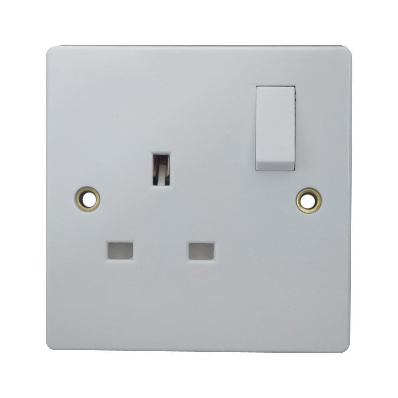BS1363 13A 1gang Switched Socket with Singl Pole
