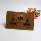 Two Gang Switched Muti-Functional Socket Universal 13A Socket with Neon