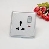 UK Standard One Gang Switched 3pin Mf Socket with Neon