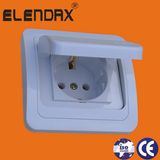 Schuko Socket Toma Corriente Con Marco Y Tapa Plastico Completo En Blanco