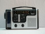 Solar Dynamo Torch Radio Phone Charger for Smartphone