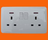 13AMP Single Pole Double Socket UK Standard (B6208)