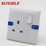 UK White Color ABS 13A/250V 86*86mm Electric Wall Switch Socket
