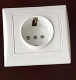 European Style Socket with Earthing with Protection G2028X
