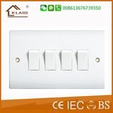 Good Design Bakelite UK 4 Gang 2way Wall Switch