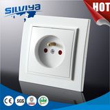 New Design French 2p Socket with Child Protection with Ce