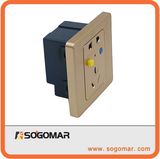 Square 86X86mm 10A Circuit Breaker Outlet for Electric