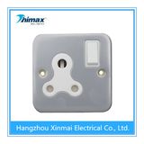 M429 15AMP 1 Gang Switched Round-Pin Socket