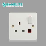 BS 1363 13A 1 Gang Wall Socket with Neon
