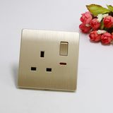 2018 New Model Gondle One Gang Switched Socket with Neon