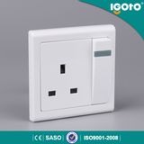 UK Standard 13A 250V Single Pole Switched Socket