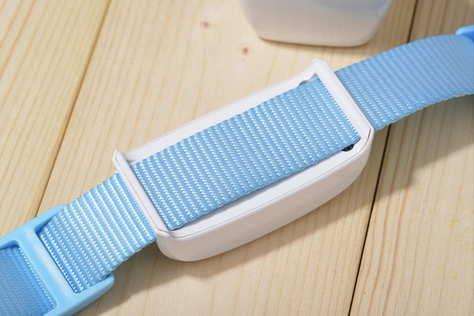 Newest Mini GPS Pets Tracker with Multi-Color Collar Tk909